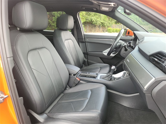 2024 Audi Q3 S line Premium 45 TFSI photo 18