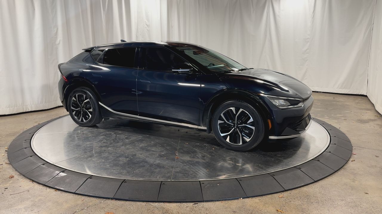 2024 Kia EV6 Wind photo 3