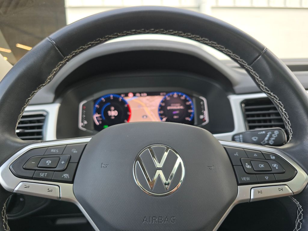 2021 Volkswagen Atlas SEL photo 21