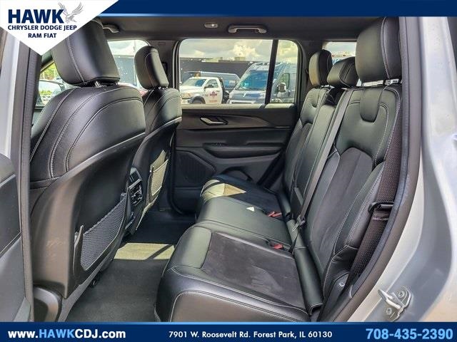 2024 JEEP GRAND CHEROKEE - Image 10