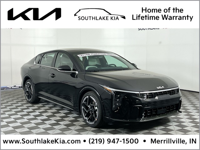 2025 Kia K4 GT-Line's photo