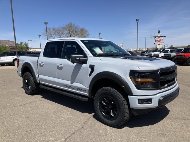 2025 Ford F-150 XLT photo 2