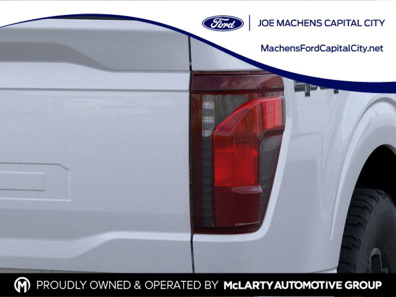 2025 Ford F-150 XLT photo 18