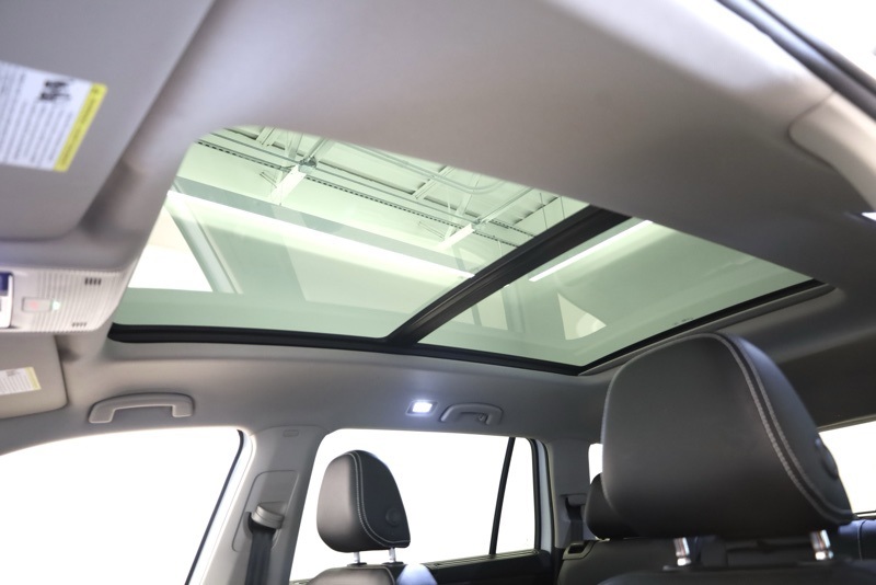 2024 Volkswagen Atlas SEL photo 27
