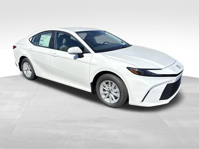 2025 Toyota Camry LE photo 7