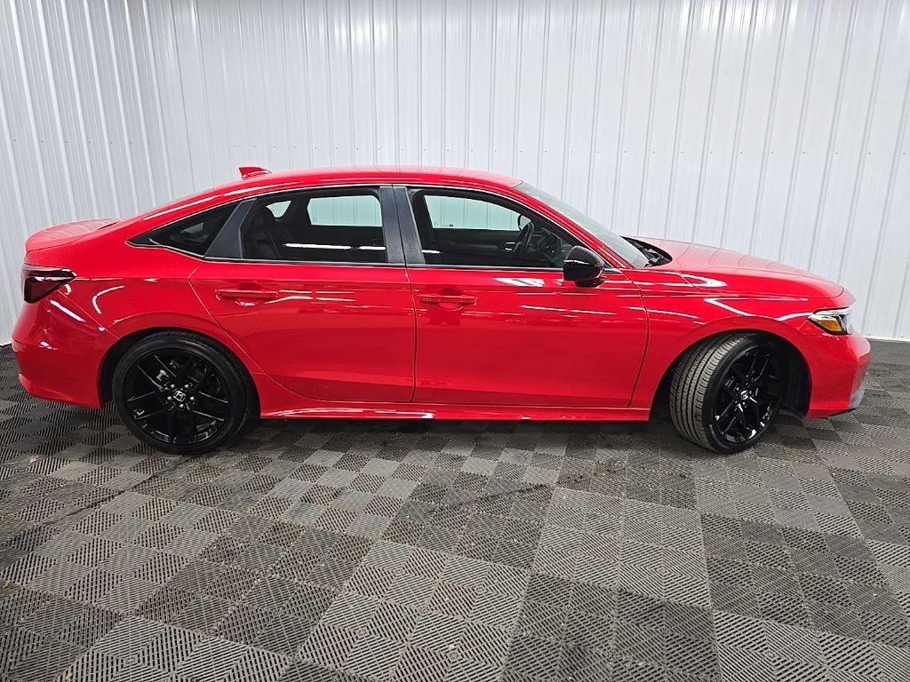 2025 Honda Civic Sport photo 2