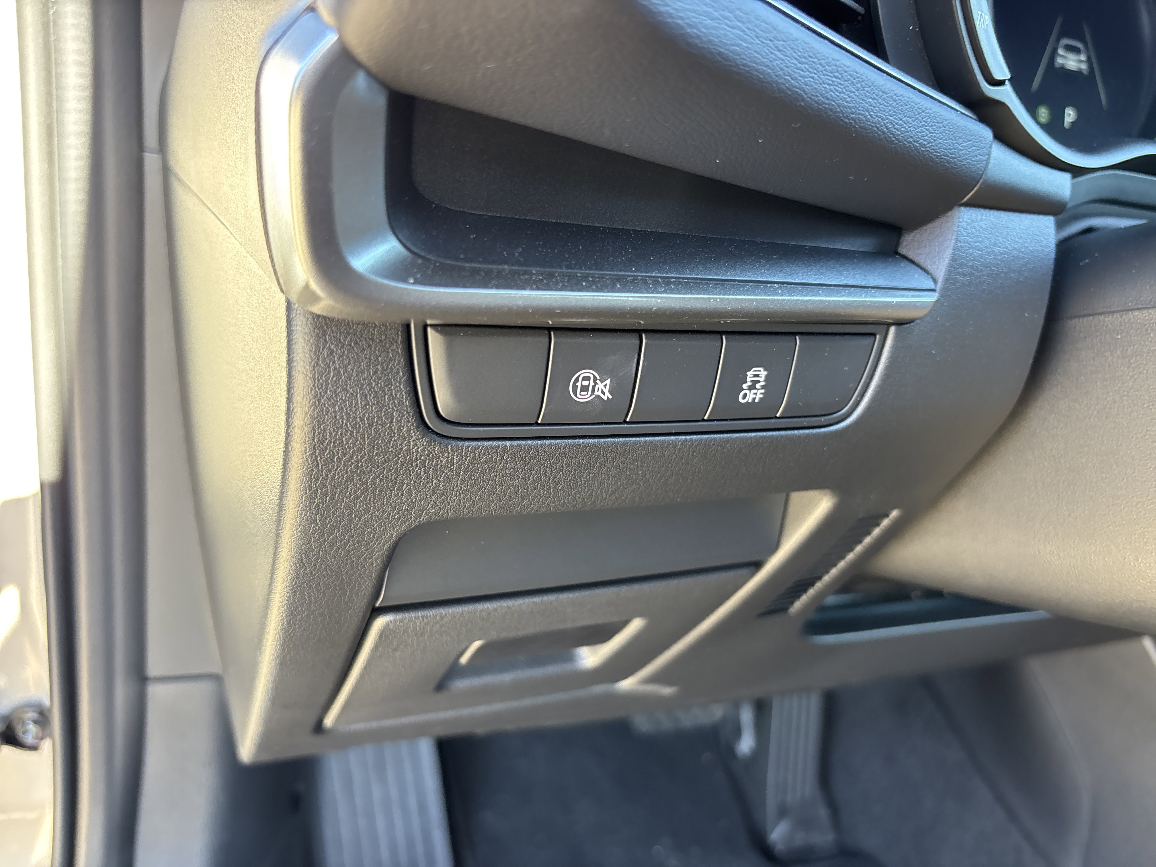 2025 Mazda Mazda3 Hatchback 2.5 Select Sport photo 3