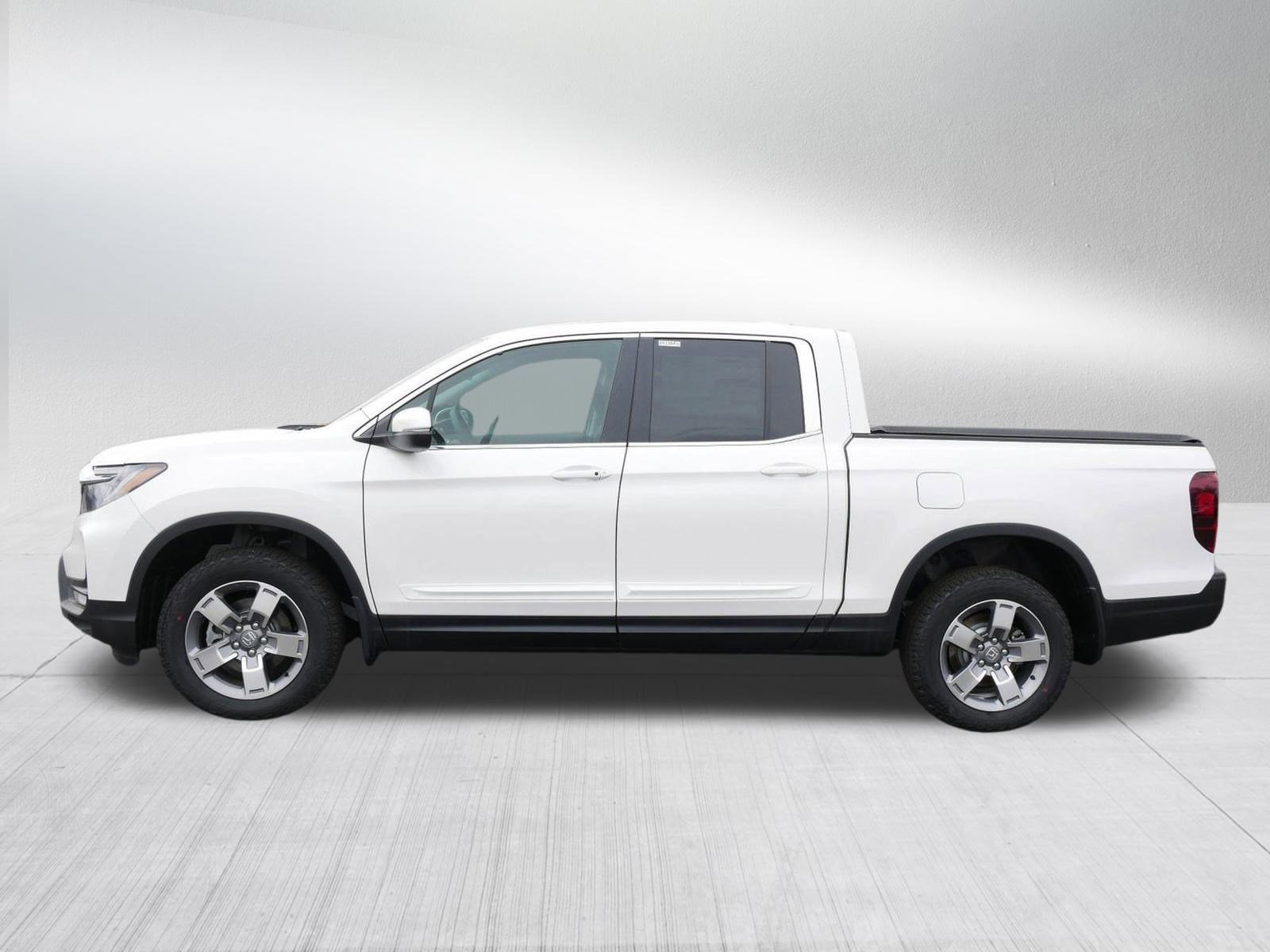 2025 Honda Ridgeline RTL photo 4