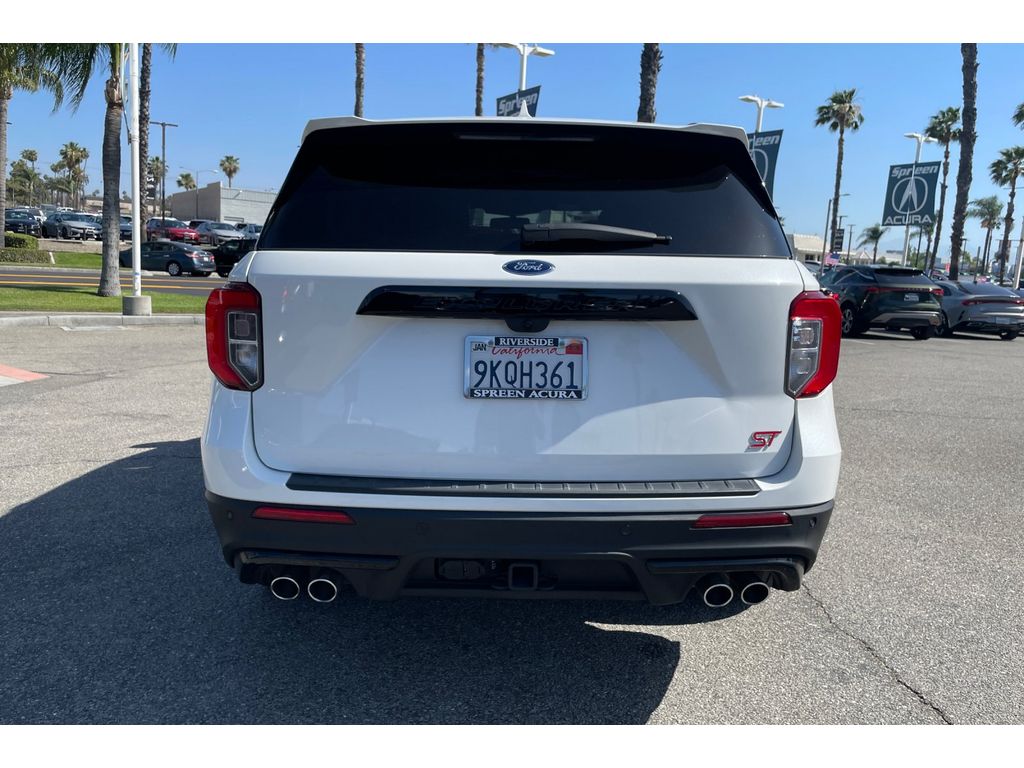 2023 Ford Explorer ST photo 4