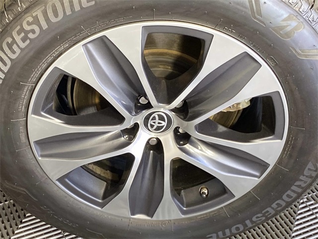 2023 Toyota Highlander Hybrid XLE photo 24