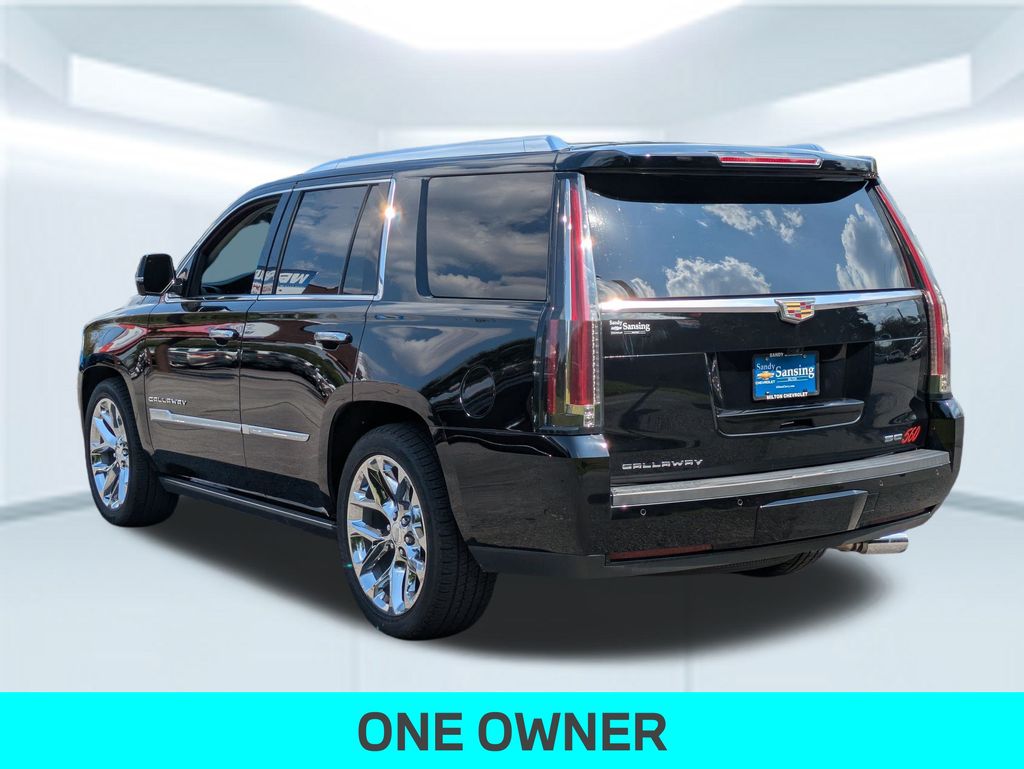 2020 Cadillac Escalade Premium Luxury photo 2