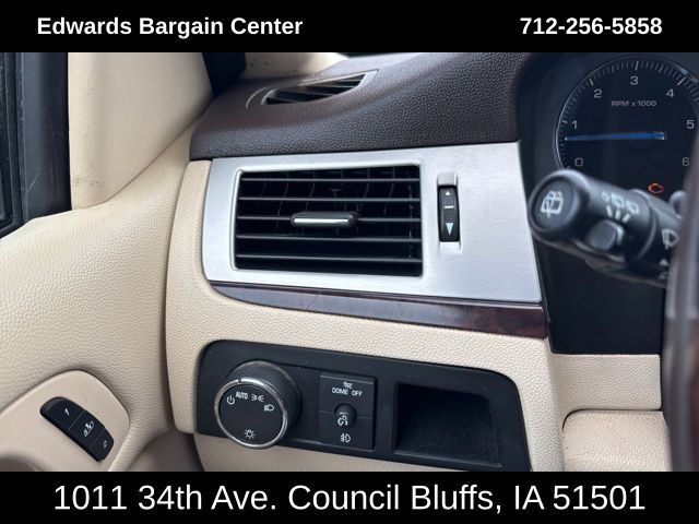 2008 Cadillac Escalade ESV Base photo 19