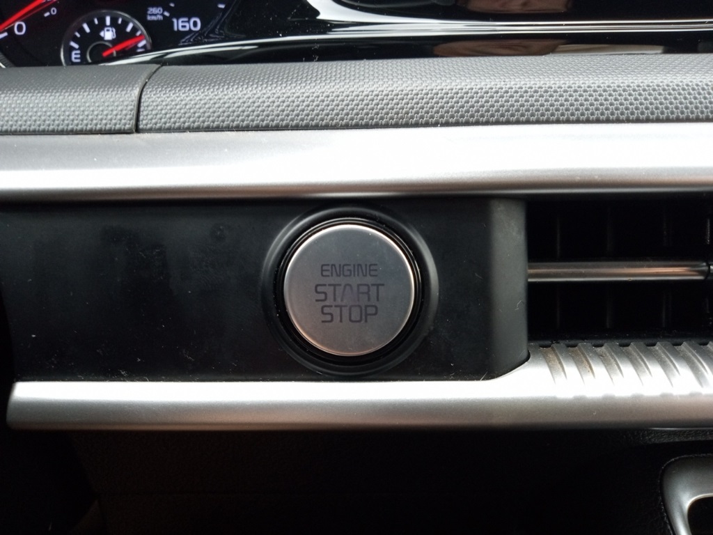 2022 Kia K5 GT-Line photo 37