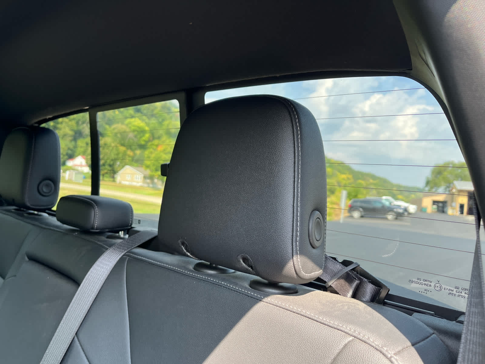 2024 Chevrolet Colorado LT photo 36
