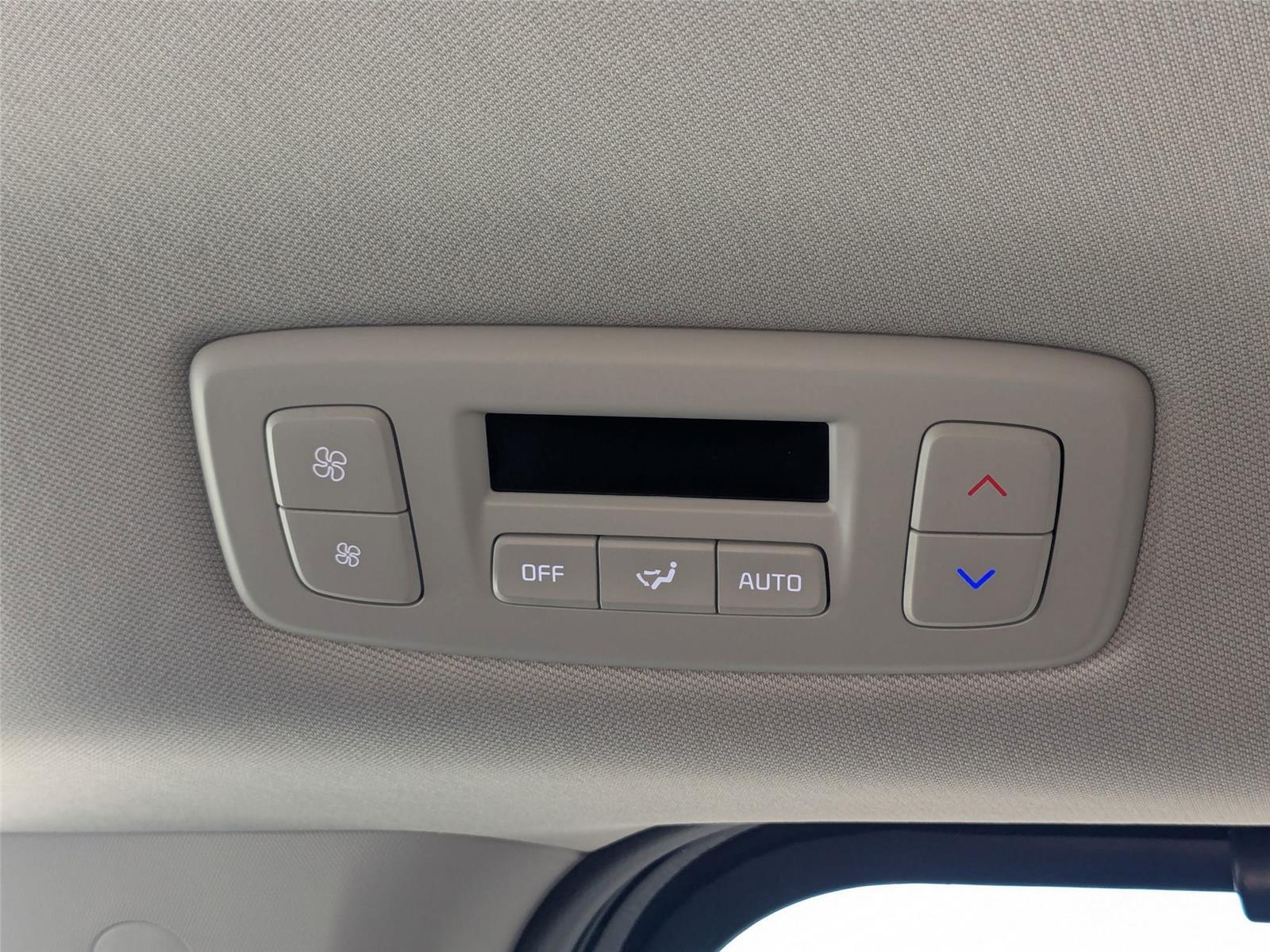 2026 Kia Carnival SX Prestige photo 28