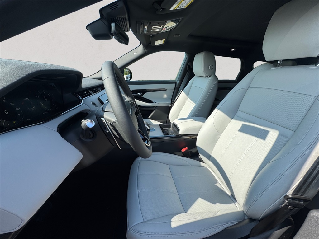 2026 Land Rover Range Rover Evoque S photo 9