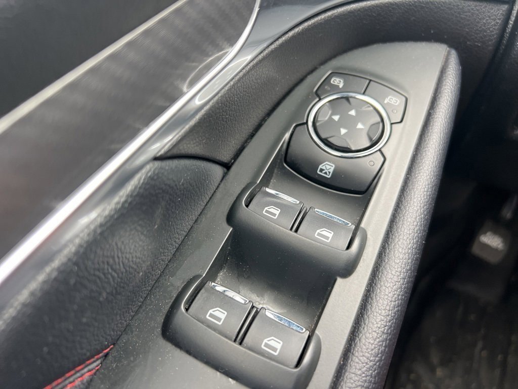 2017 Ford Explorer Sport photo 21