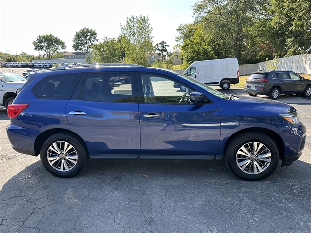 2020 Nissan Pathfinder SL photo 4