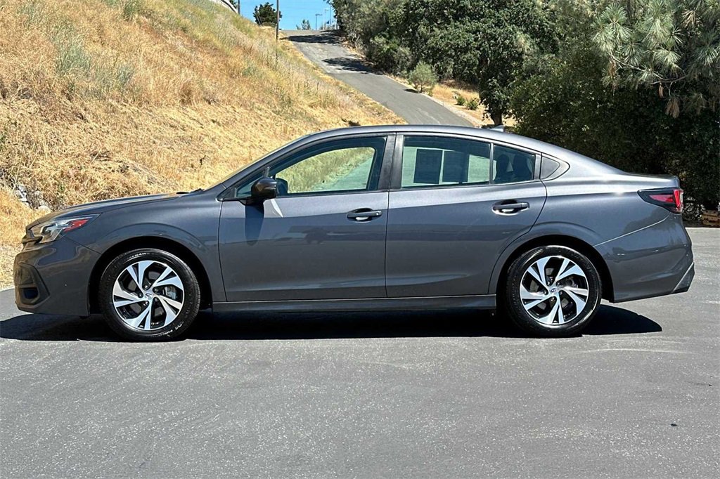 2023 Subaru Legacy Premium photo 7