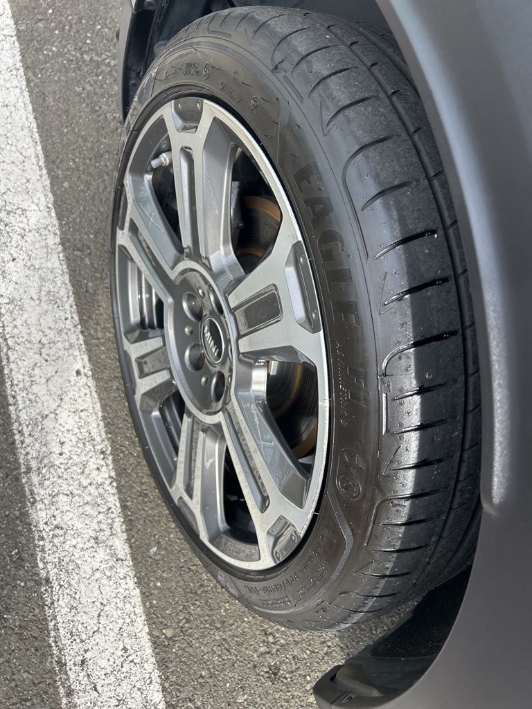 2023 Mini Cooper S Iconic photo 2