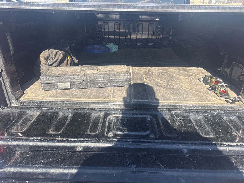 2023 Jeep Gladiator Overland photo 18