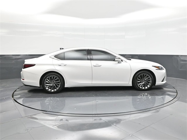 2024 Lexus ES 350 Luxury photo 24