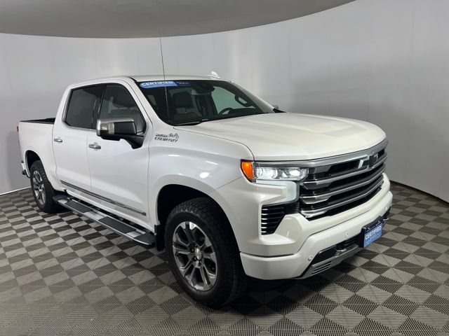 2023 Chevrolet Silverado 1500 High Country's photo