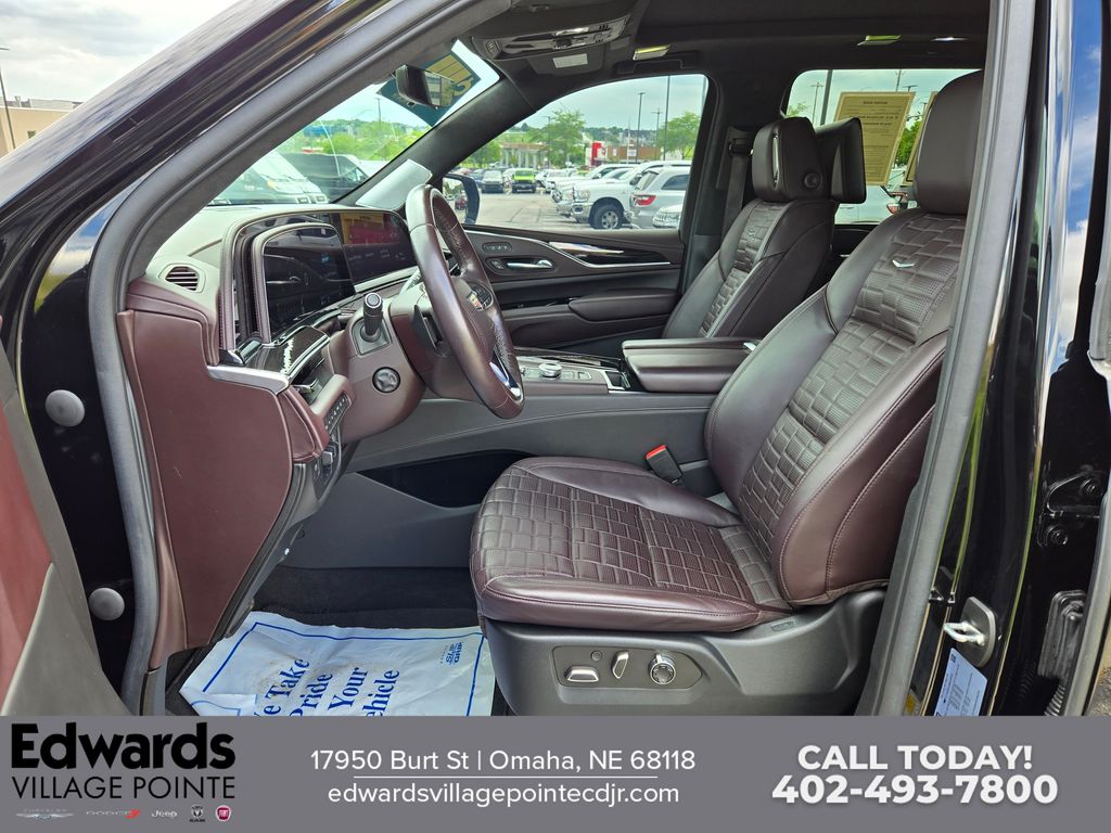 2022 Cadillac Escalade ESV Sport Platinum photo 12