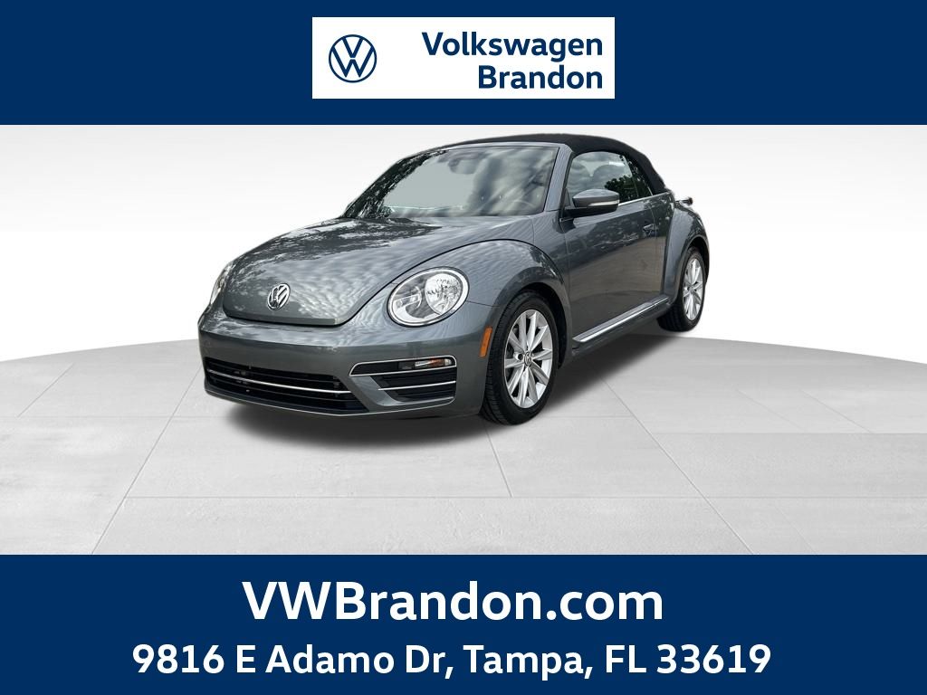2018 Volkswagen Beetle S's photo