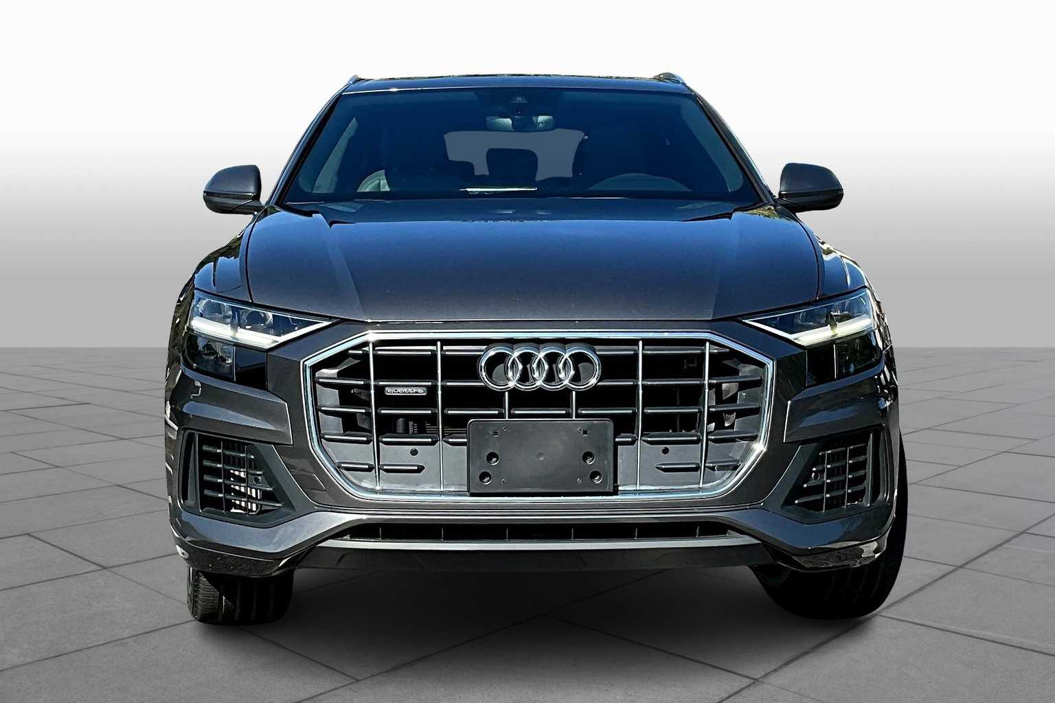 2019 Audi Q8 Premium photo 3