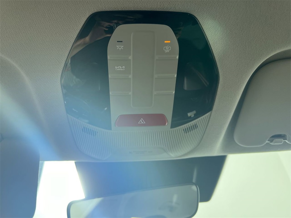 2025 Kia K4 LXS photo 19