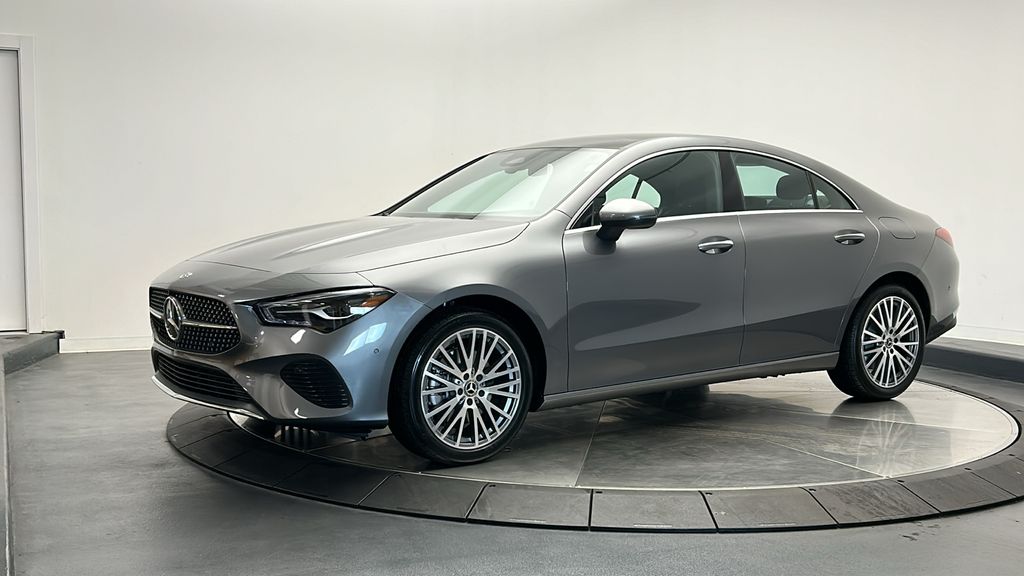 2025 Mercedes Benz CLA 250 4MATIC photo 3