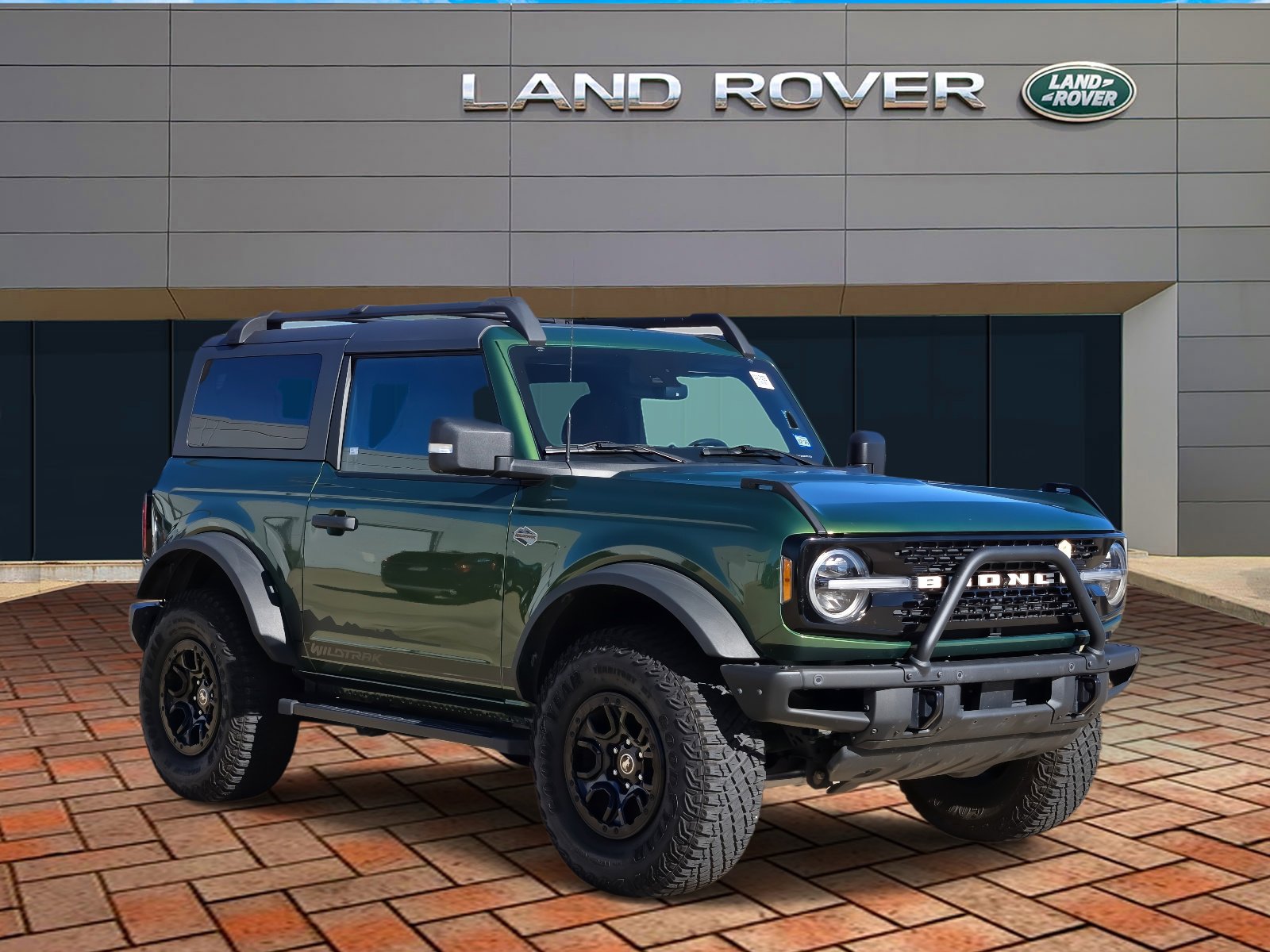 2022 Ford Bronco Wildtrak photo 3