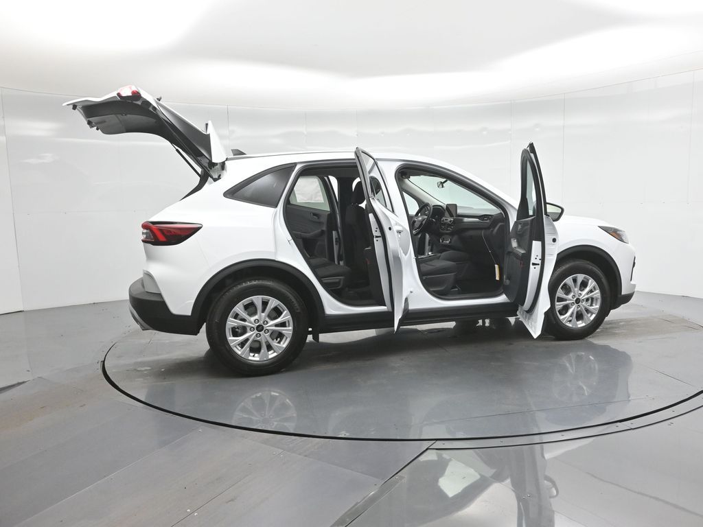 2025 Ford Escape Active photo 3