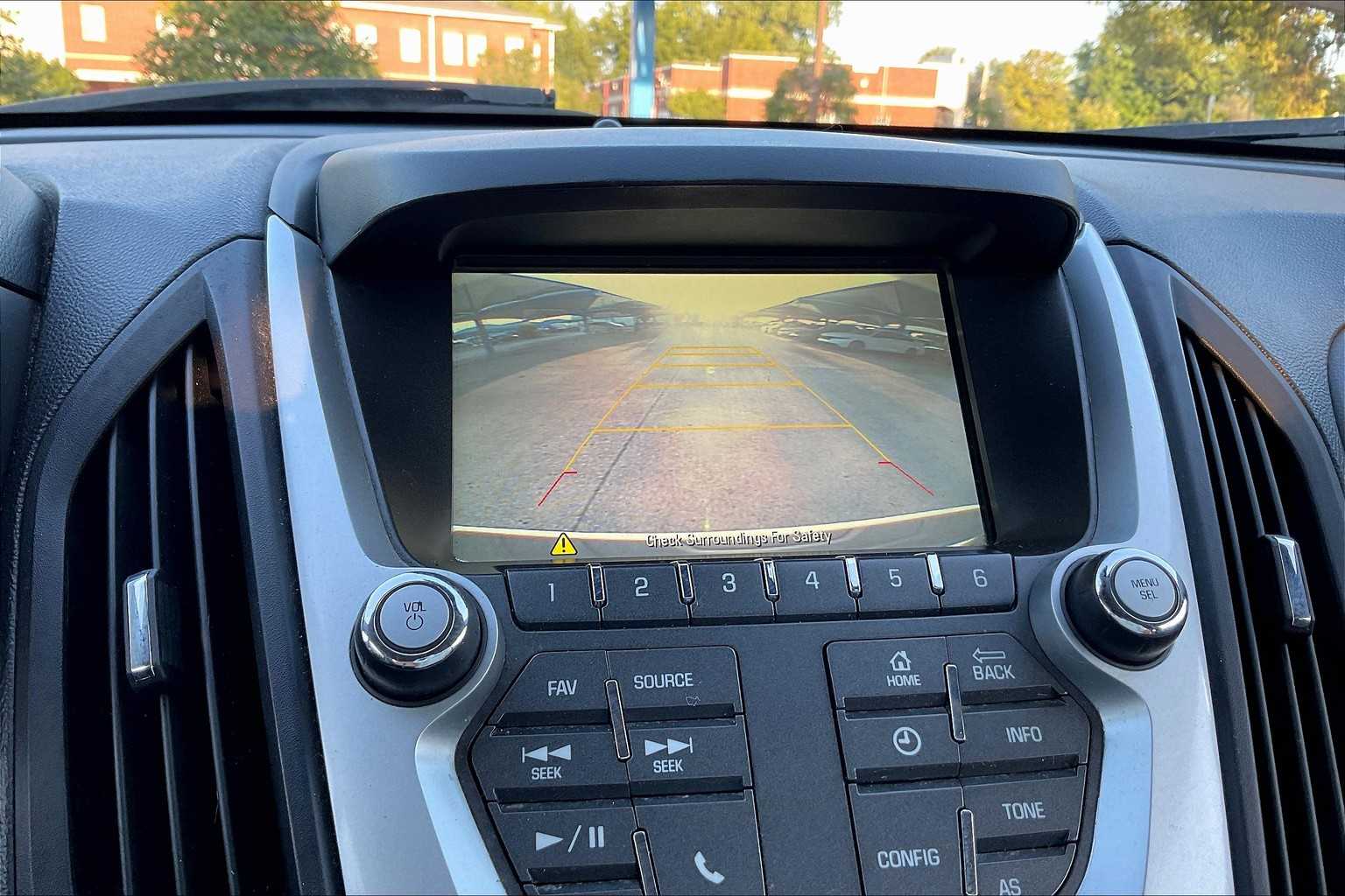 2017 Chevrolet Equinox LT photo 26