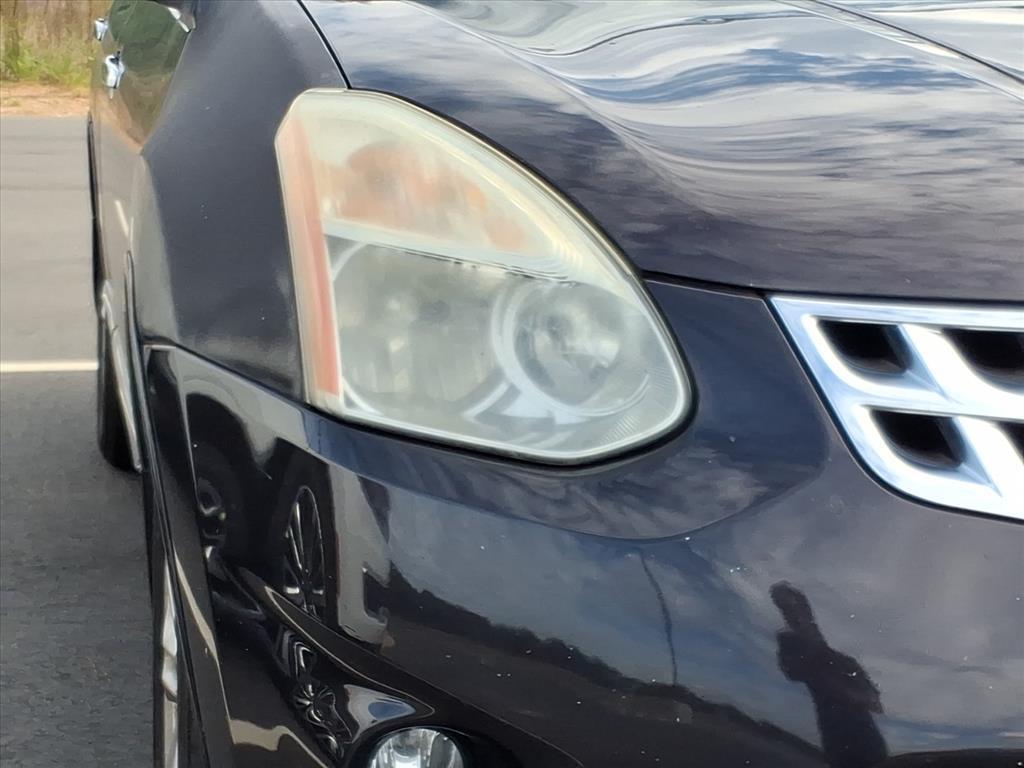 2012 Nissan Rogue SV photo 3
