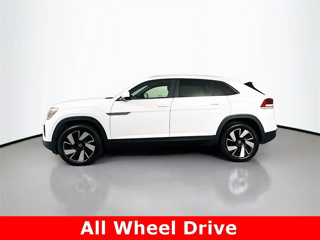 2024 Volkswagen Atlas Cross Sport SE Technology photo 3