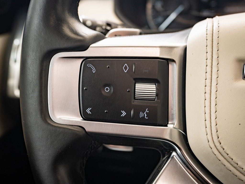 2023 Land Rover Discovery S R-Dynamic photo 22