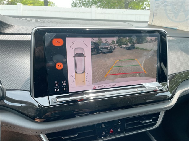 2025 Volkswagen Atlas Peak Edition SE Technology photo 33