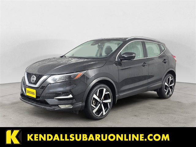 2020 Nissan Rogue Sport SL's photo