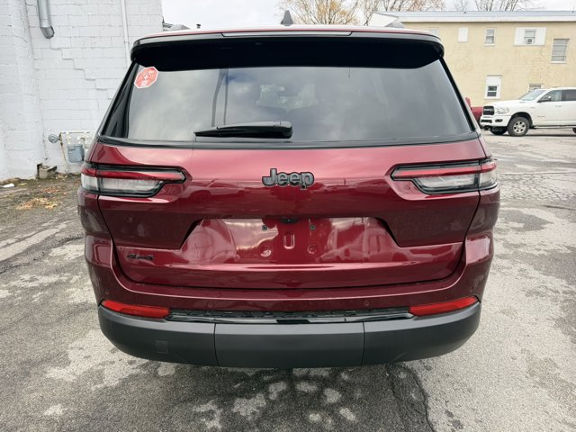 2025 Jeep Grand Cherokee Altitude X photo 2