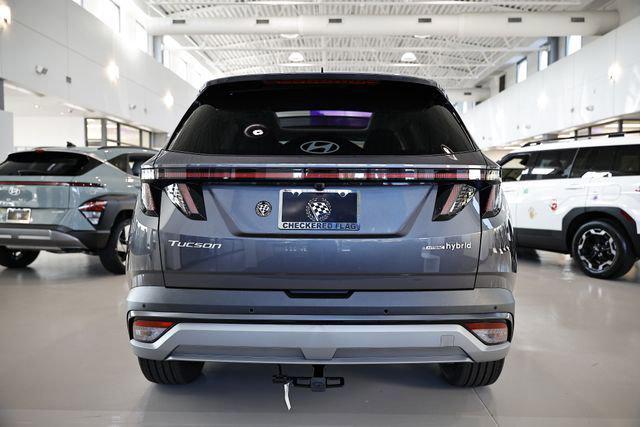 2025 Hyundai Tucson Hybrid Limited photo 2