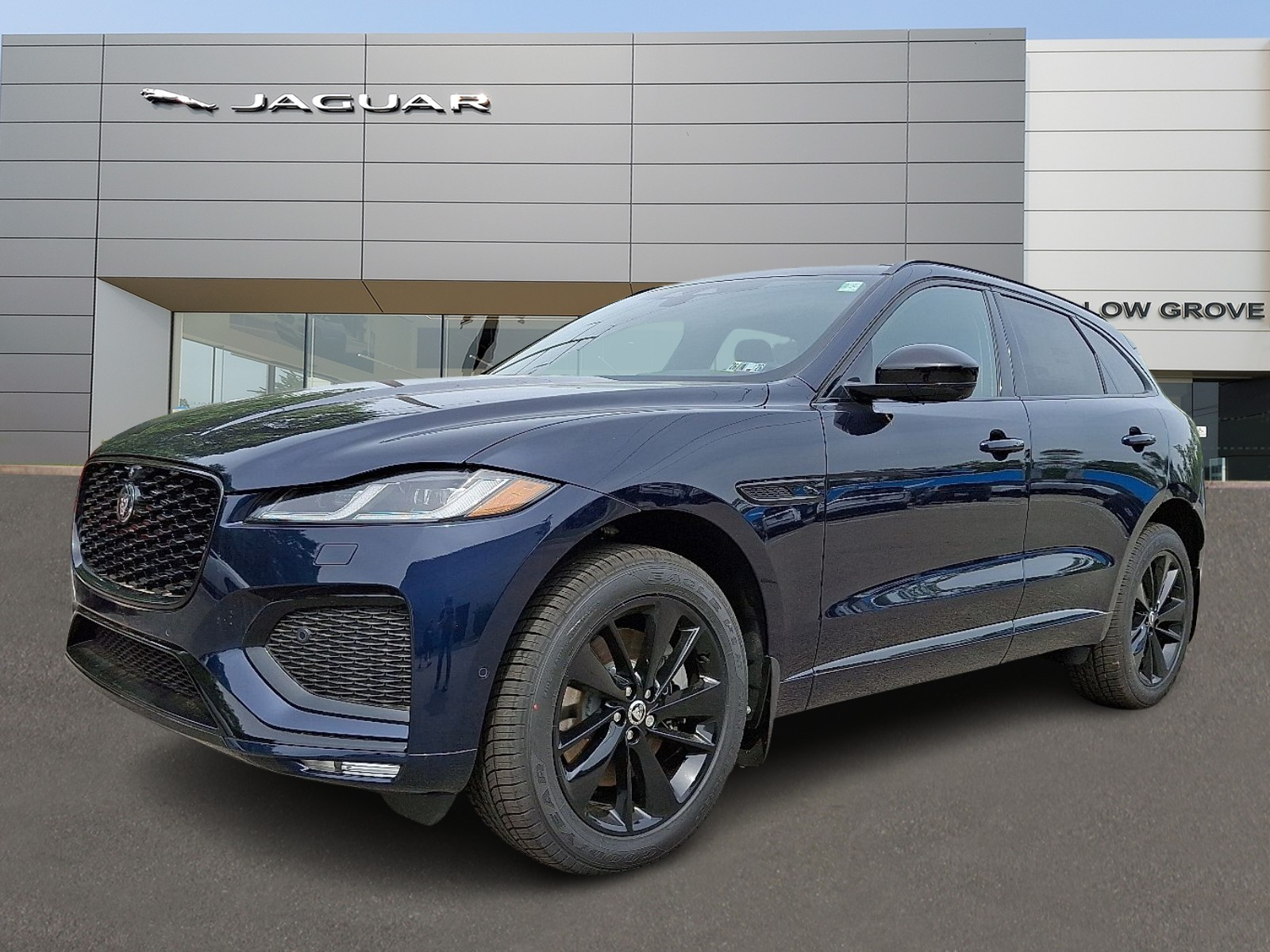 2026 Jaguar F-Pace R-Dynamic S's photo