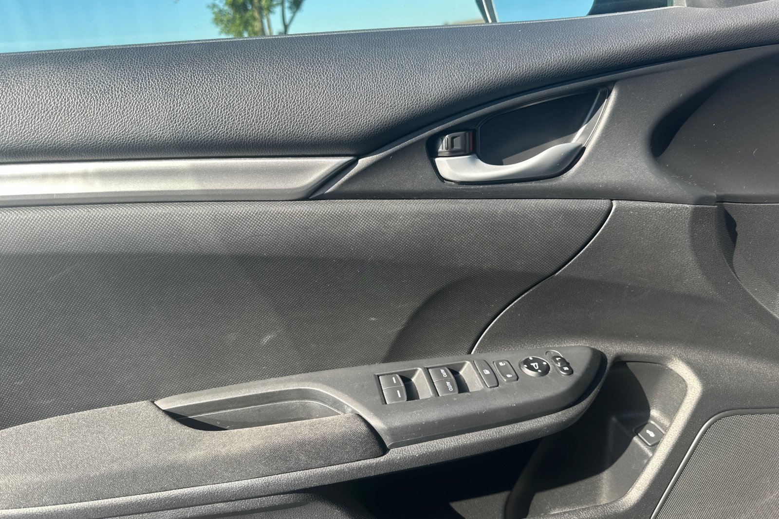 2018 Honda Civic LX photo 10
