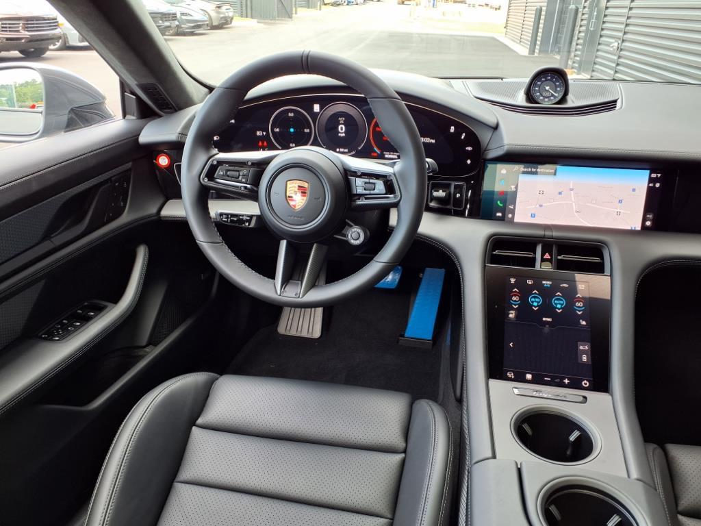 2026 Porsche Taycan GTS photo 20