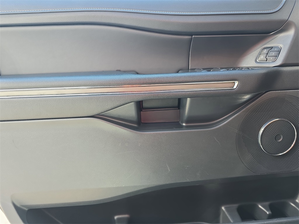 2024 Ford Expedition MAX XLT photo 27
