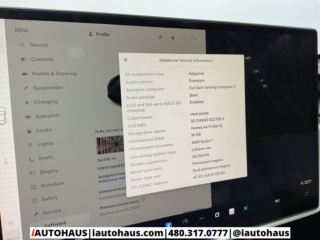 2023 Tesla Model S Plaid photo 28
