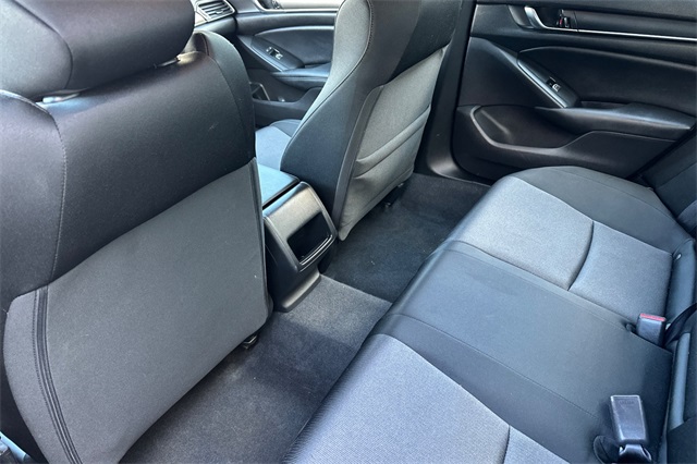 2022 Honda Accord LX photo 15