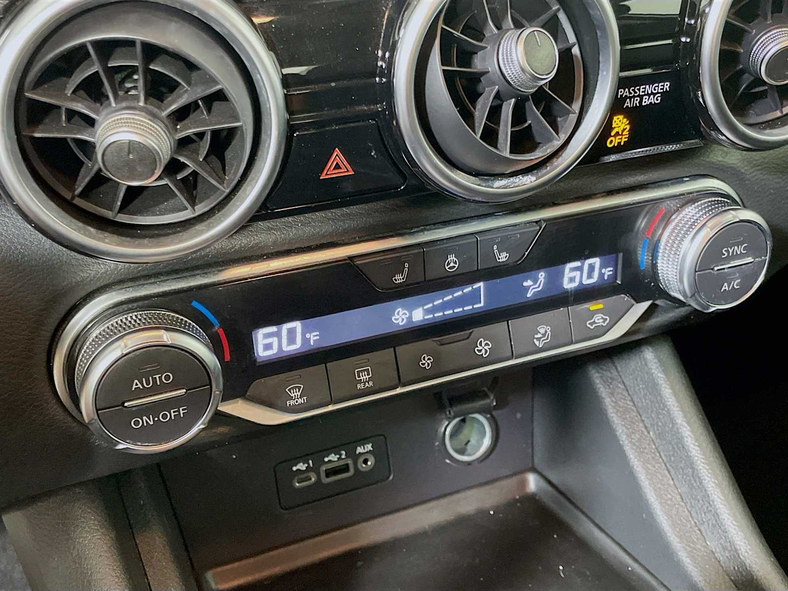 2023 Nissan Sentra SV photo 13