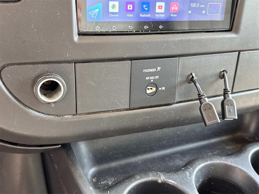 2013 Chevrolet Express 3500 Work Van photo 24